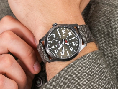 Часы наручные Orient FUNG2004F0