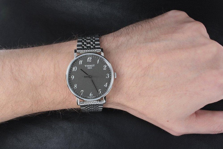 Часы наручные Tissot T109.410.11.072.00
