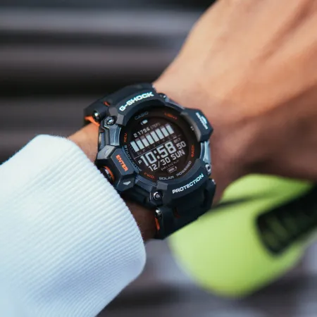 Часы наручные Casio GBD-H2000-1AER