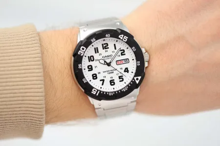 Часы наручные Casio MRW-200HD-7BVEF