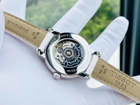 Часы наручные Tissot T050.207.17.117.05