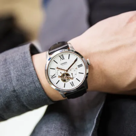 Fossil ME3104
