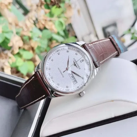 Часы наручные Longines L27554773