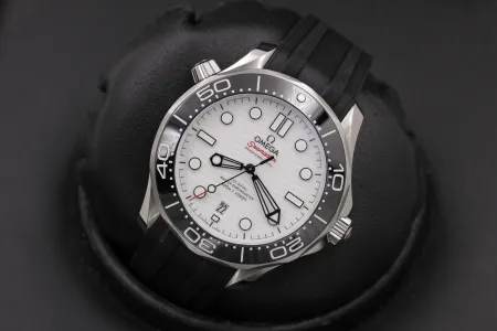 Часы наручные Omega 21032422004001 Часы наручные Omega 21032422004001